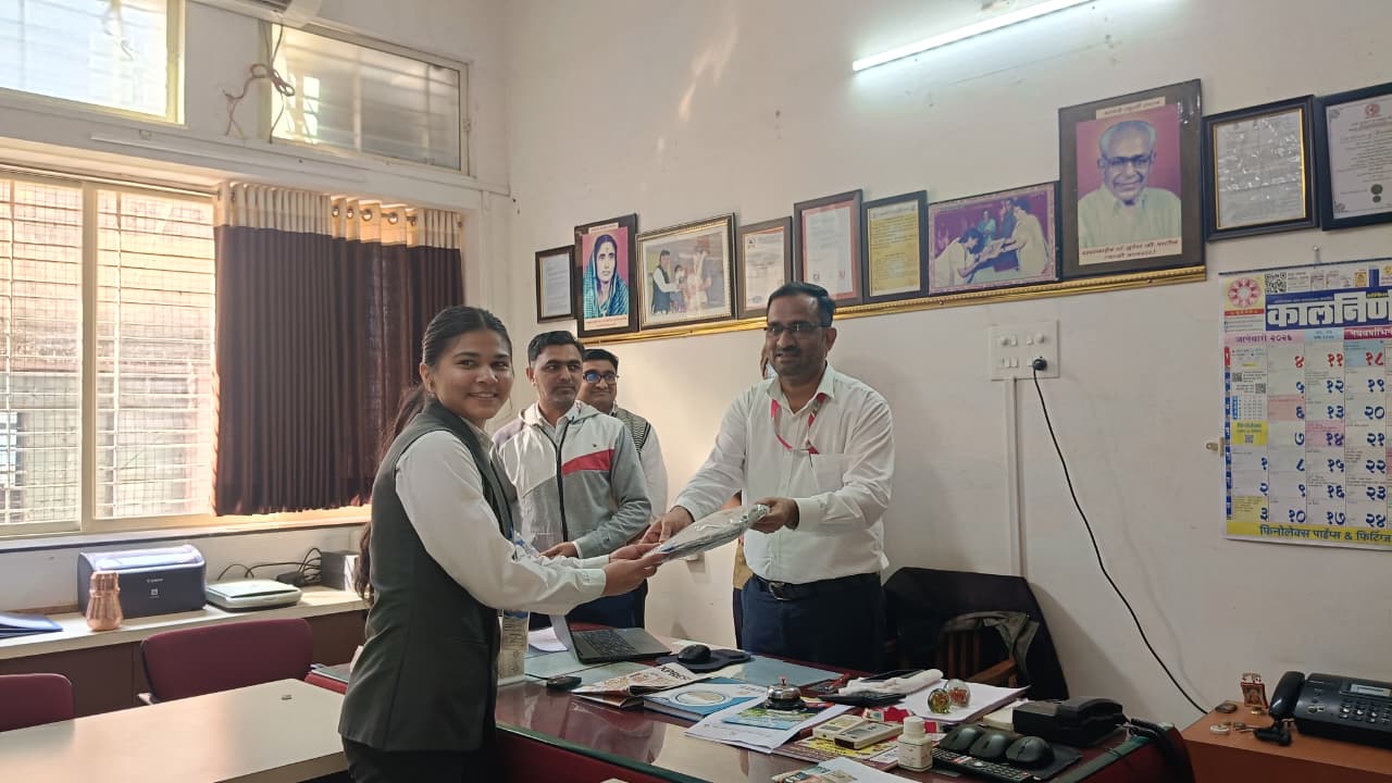 The outstanding performers of Career Sansad from Smt. Sharadchandrika Suresh Patil College of Pharmacy, Chopda were felicitated for their active participation and achievements in Career Sansad activit